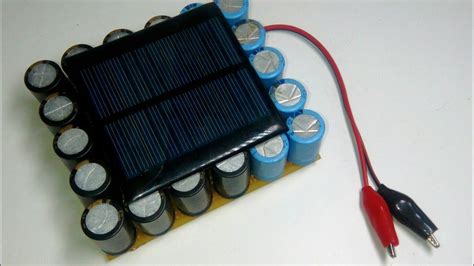 capacitor with solar panel