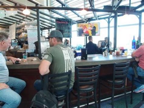 Capers Cafe Le Bar Priority Pass