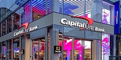 capital one hours near me today