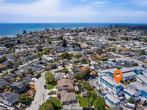 capitola zillow