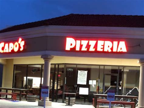 Capos Pizzeria