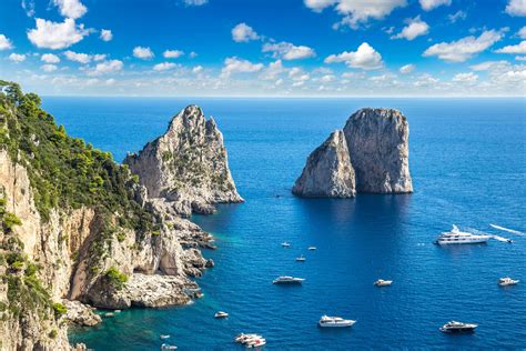 Capri Hindi Meaning