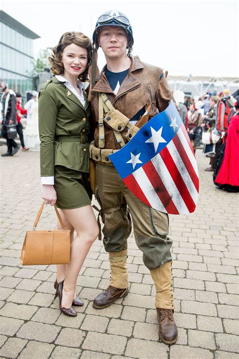 captain america and peggy carter costumes