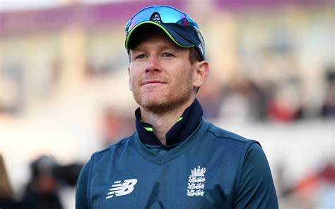 captain of england cricket