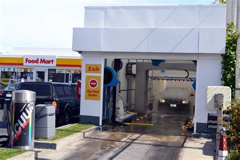 Shell Gas Station Car Wash Near Me The Forecourt Of The Shell Petrol