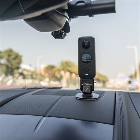 car mount for insta360 x3