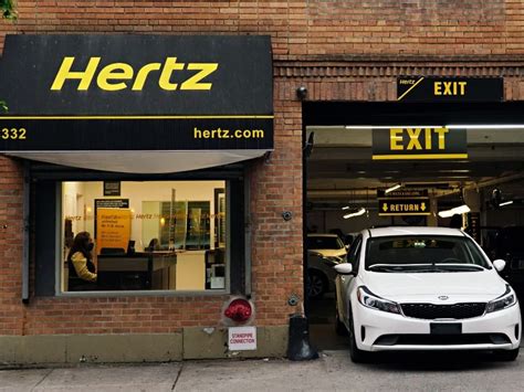 car rentals near me hertz customer service