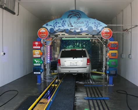 car washes with free vacuum near me