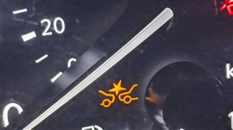 Car with Key Symbol on Dashboard Nissan Malfunctions