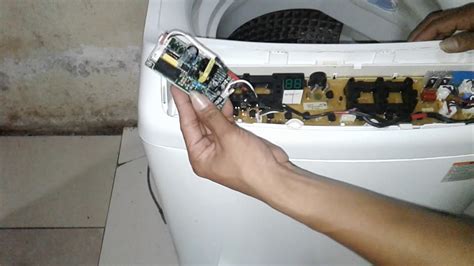 Cara memperbaiki modul mesin cuci Electrolux Service Mesin Cuci Malang