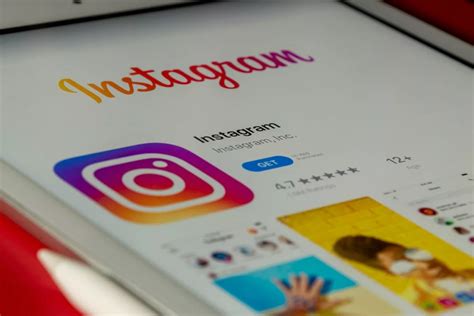 Hack DM Akun Instagram Lewat iPhone & Android