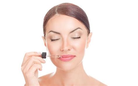 Cara Menggunakan Serum Bibir