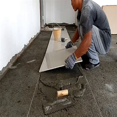 cara memasang keramik lantai
