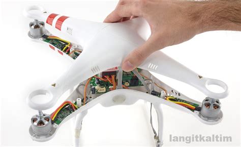 drone Cara Memperbaiki PCB Nano Drone Yang Patah