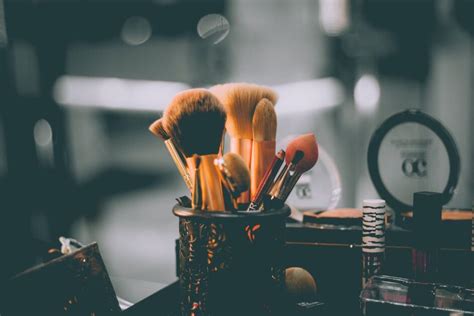 5 Cara Mudah Memulai Bisnis Make Up Artist