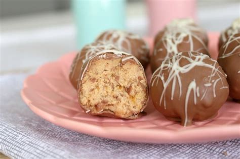 Caramel Cheesecake Balls