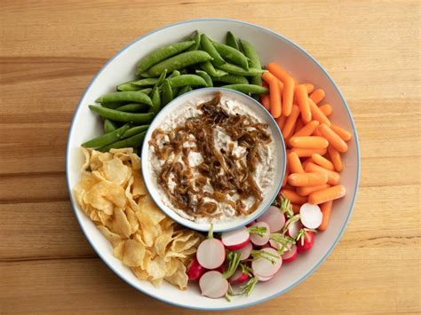 caramelized onion dip pioneer woman
