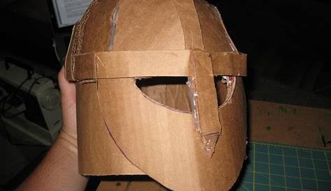 Spartan 300 King Leonidas Costume Helmet DIY: Cardboard (with PDF