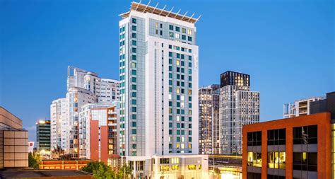cardiff radisson blu