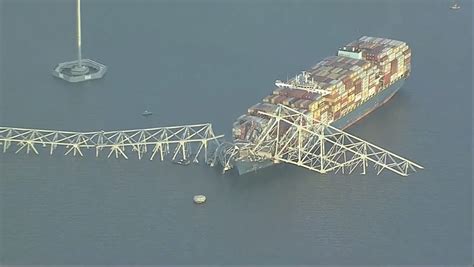 cargo ship hits baltimore key bridge