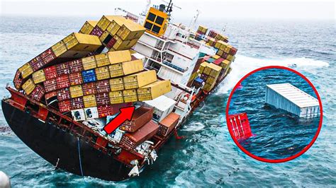 cargo ship loses containers