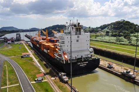 cargo ships panama canal