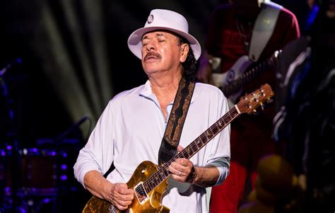 carlos santana collapses during concert