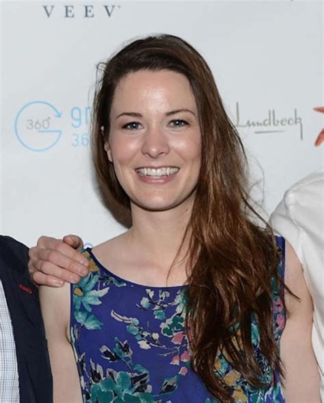 Carly Ritter: il talento country-folk americano che conquista l'Italia