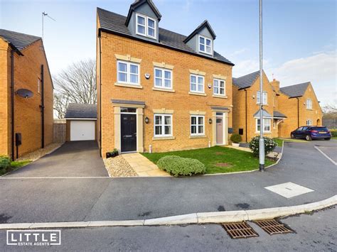 Carnforth Drive Sale