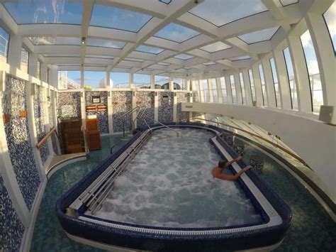 Carnival Breeze Spa