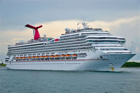 carnival cruise lines valor