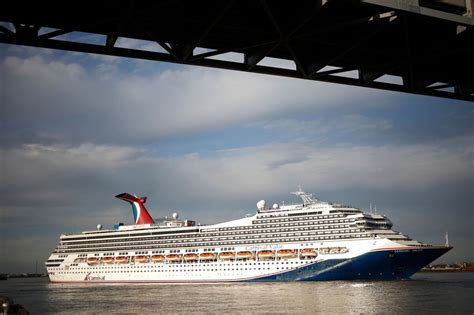 carnival cruise ship in trouble today