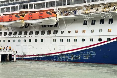 carnival magic cruise ship damage