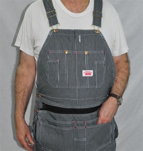 carpenter overalls with nail pouch