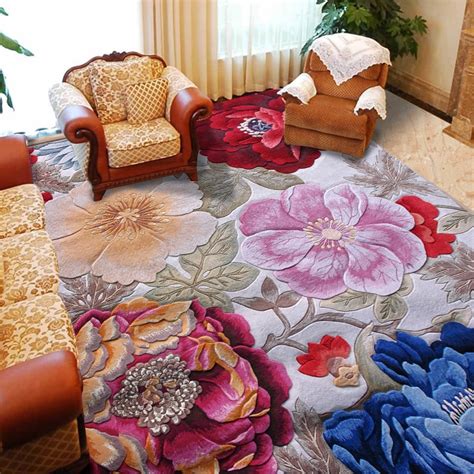 home.furnitureanddecorny.com:carpet with floral design