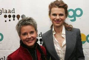 Unveiling Carrie Schenken's惊人汽车创新，你绝对不能错过!