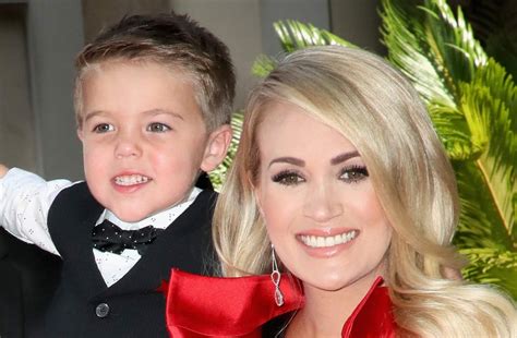 carrie underwood and her son