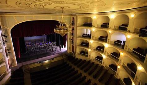Espectacular Cartelera del Teatro del Pueblo, FENAPO