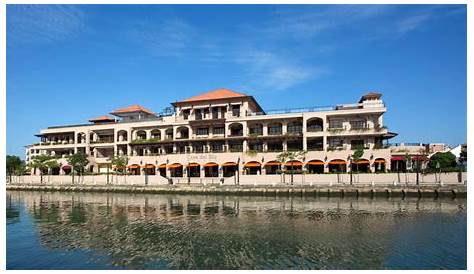 Casa del Rio, Malacca: Deluxe Lago View room and breakfast for two for