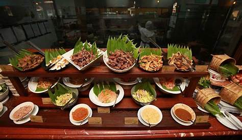 Sajian Desa Buffet Dinner @ Casa Del Rio Melaka Hotel