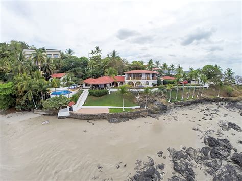 casa de la playa flamingo beach costa rica