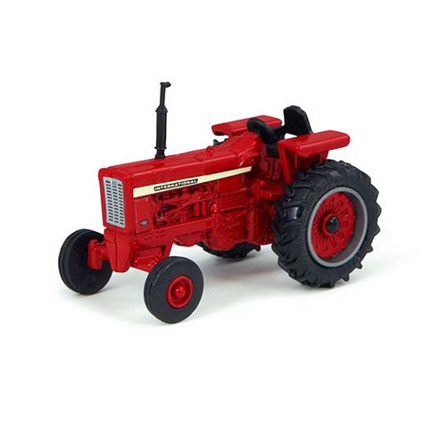 case ertl big farm tractor toy red