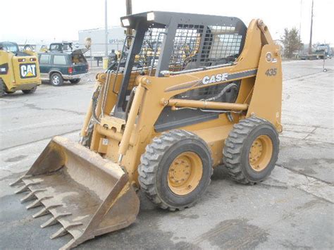 2005 Case 435 skid steer in Shawnee, KS Item L4928 sold Purple Wave