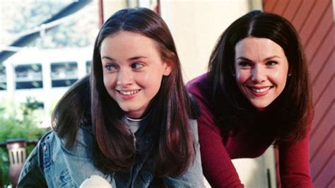 cast from gilmore girls: behind the scenes