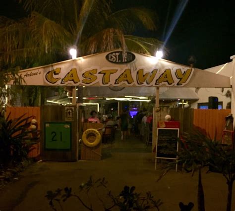 castaway waterfront restaurant marathon fl