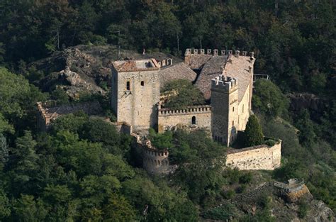 castello di gropparello piacenza