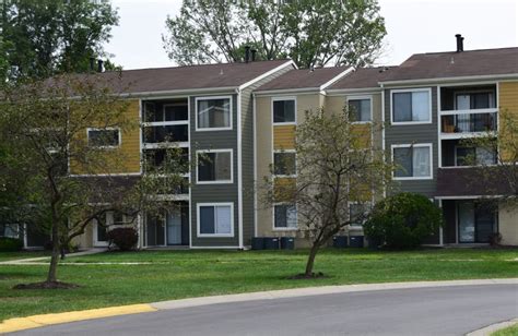 Castleton Square Apartments