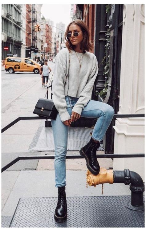 Colour outfit combat boots outfit, street fashion, combat boot Black