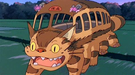 Cat Bus dari My Neighbor Totoro