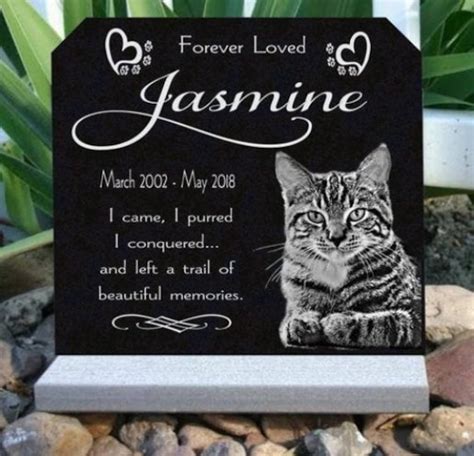 cat gravestone marker